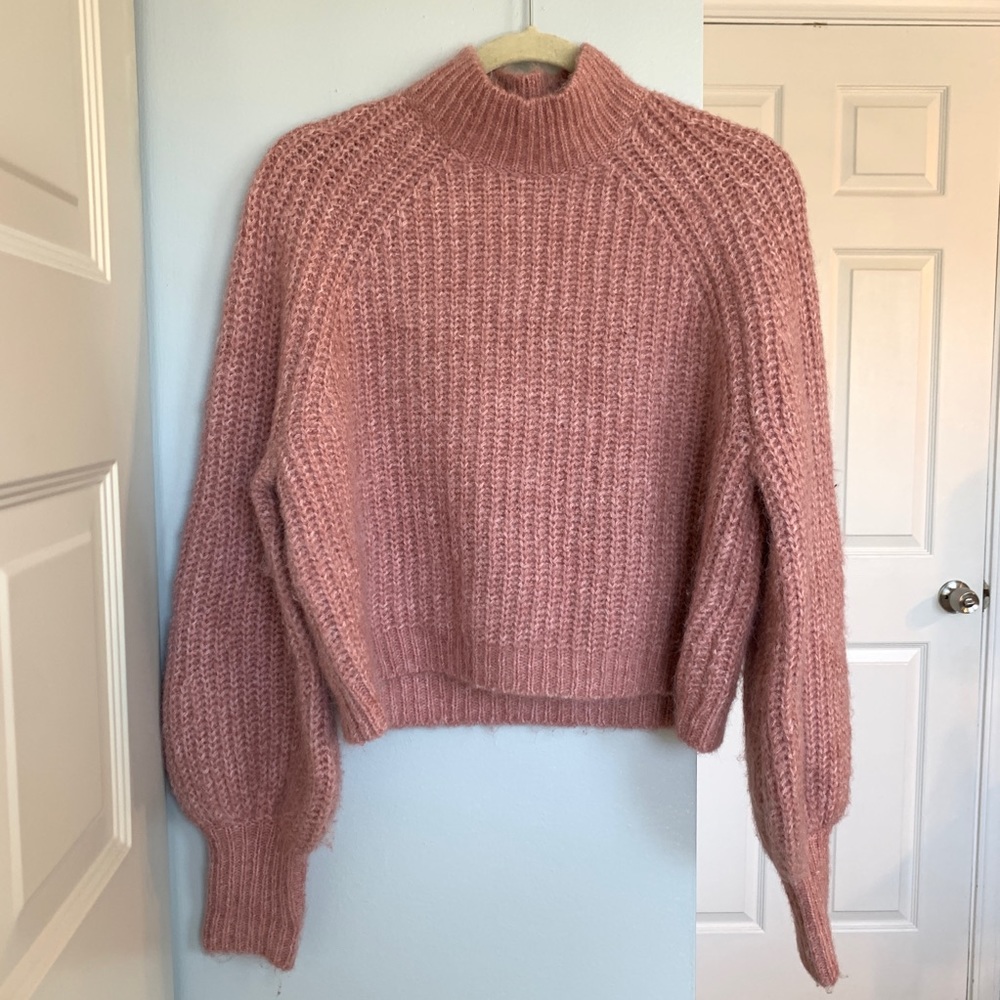 zara | balloon sleeve sweater